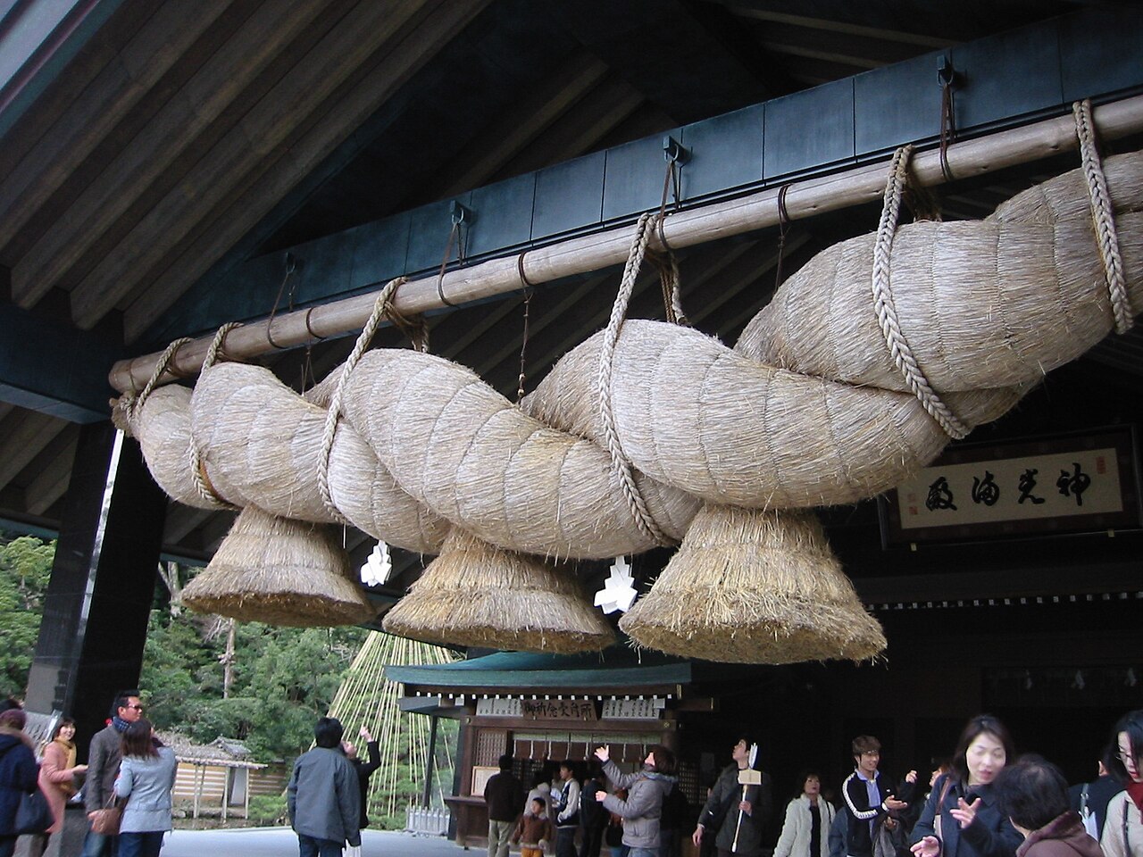 The massive shimenawa hanging at the Kagura-den of Izumo Taisha, Shimane Prefecture